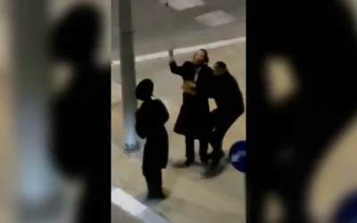 Yahudi Ortodoks Copot Bendera 'Israel', Insiden di Hari Kemerdekaan Picu Penangkapan