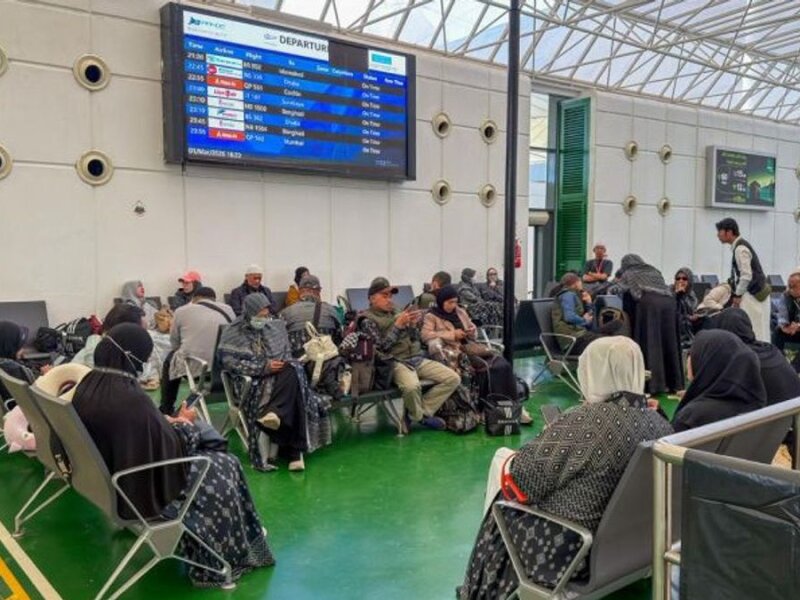 Jutaan Jamaah Umrah Terdampar di Saudi Usai Perang Iran Memaksa Penutupan Udara