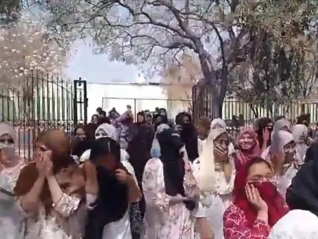 Sekolah di India Larang Muslimah Shalat Saat Jam Istirahat