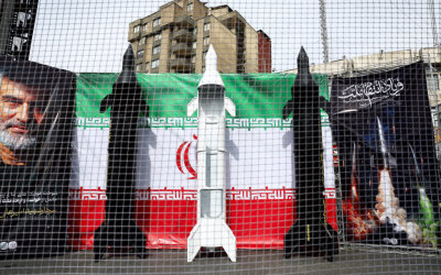 Perang Masih Berkecamuk, Politisi Iran Mendesak Penarikan Diri dari Perjanjian Nuklir