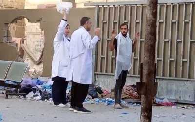 “Kami akan Pergi saat Warga Palestina Terakhir Pergi”: Perjuangan Para Dokter di RS Kamal Adwan