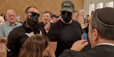 Dua Tentara ‘Israel’ Pemerkosa Disambut Meriah di Pengadilan