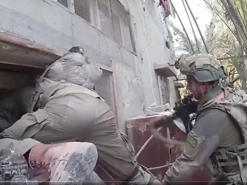 Aksi Brutal Tentara 'Israel' di Shuja'iyya Terekam Kamera Prajuritnya Sendiri