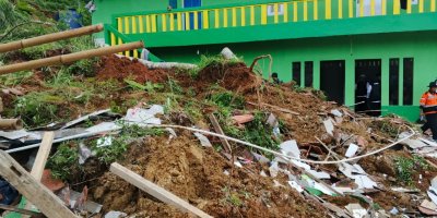 Santri 15 Tahun Tewas Tertimpa Longsor Saat Hendak Salat Magrib di Ponpes Bandung Barat