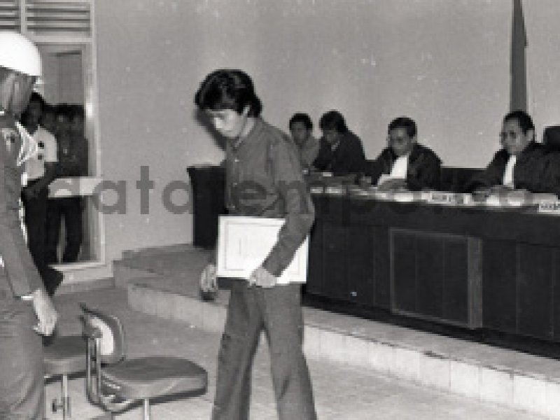 Badai Kemarahan Thogut