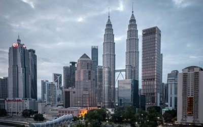 Malaysia Pangkas Anggaran Potong Gaji Pejabat Tanpa Korbankan Rakyat