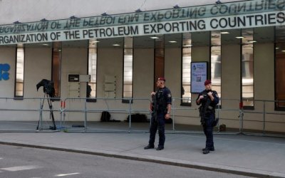 Arab Saudi Akan Pangkas Produksi Minyak Sebesar 1 Juta Barel Per Hari pada Juli