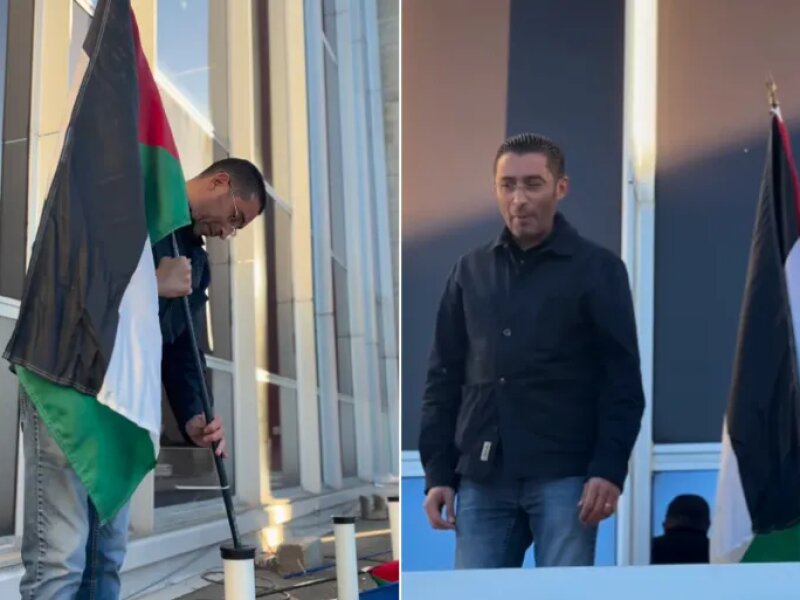 Wali Kota Vénissieux di Prancis Kibarkan Bendera Palestina di Gedung Balai Kota