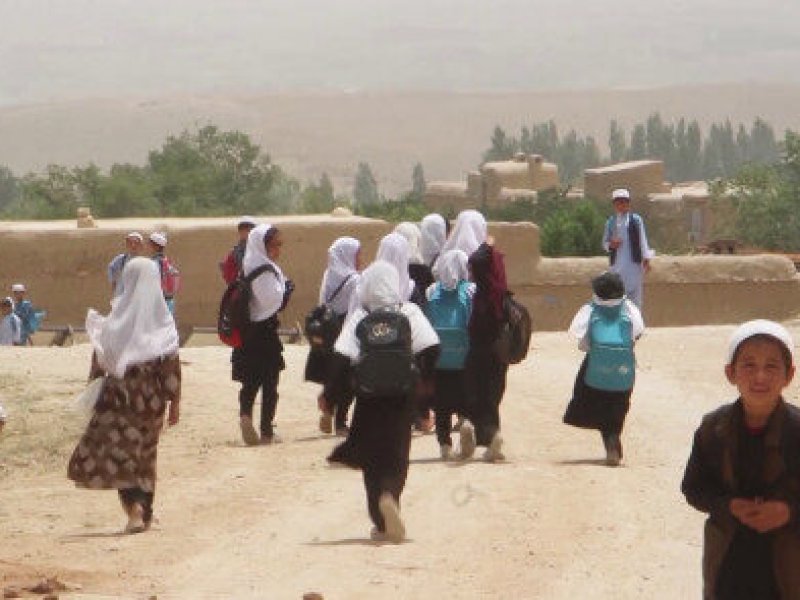 Warga Ghazni Donasikan 148 Juta AFN untuk Mendukung Pendidikan Lokal