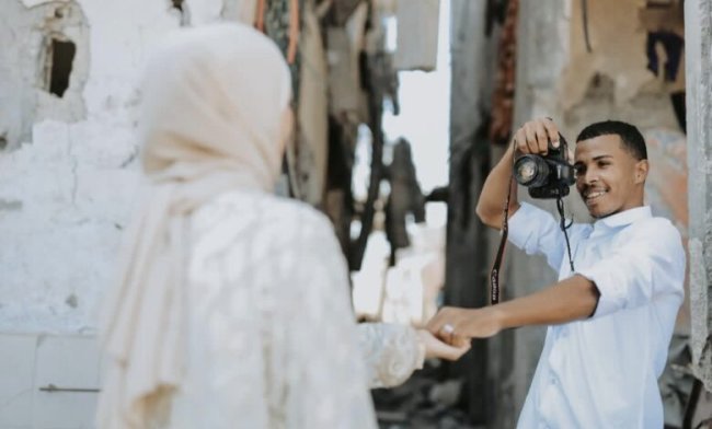 Mimpi Pernikahan yang Tertunda: Hala Kehilangan Suami Sekaligus Rekan Seperjuangan di Gaza