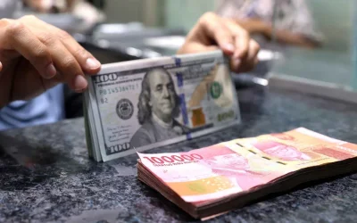 Rupiah Tembus Rp18.015 per Dolar AS