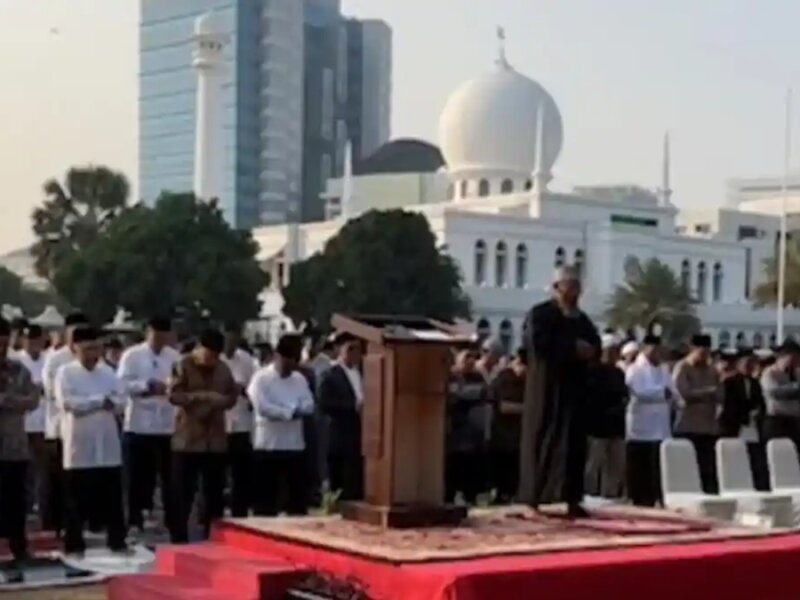 Masjid Agung Al Azhar Gelar Salat Istisqa, Doakan Hujan di Tengah Kekeringan dan Musibah