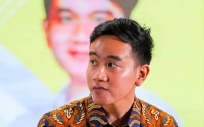Refly Harun: Gibran Bisa Batal Dilantik
