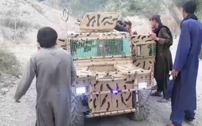Lulusan Institut Teknik Khost Membangun Tank Militer Listrik dengan Sistem Senjata Otomatis