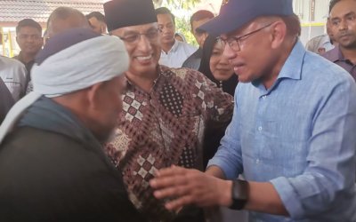 Membangun Kembali Hubungan Strategis Indonesia-Malaysia: Perjalanan Seorang Aktivis