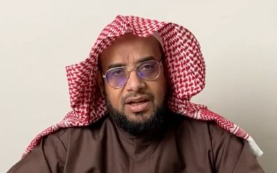 Ulama Saudi Emad Al-Moubayed, telah keluar dari Kerajaan