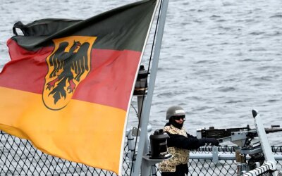 Diam-diam, Jerman Uji Rudal Jarak Jauh 'Israel' di Atlantik Utara