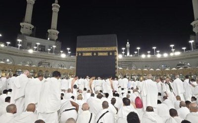 Kuota Haji Dipangkas, Solusi Islam Layak Dibahas