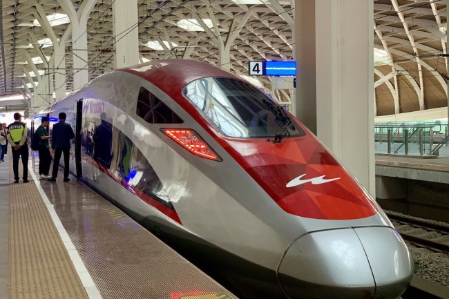 Tolak APBN untuk Utang Whoosh, Purbaya Diduga Temukan Masalah Tata Kelola