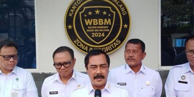 Menteri Imigrasi: Tersangka Korupsi Riza Chalid Berada di Malaysia, Paspor Telah Dicabut
