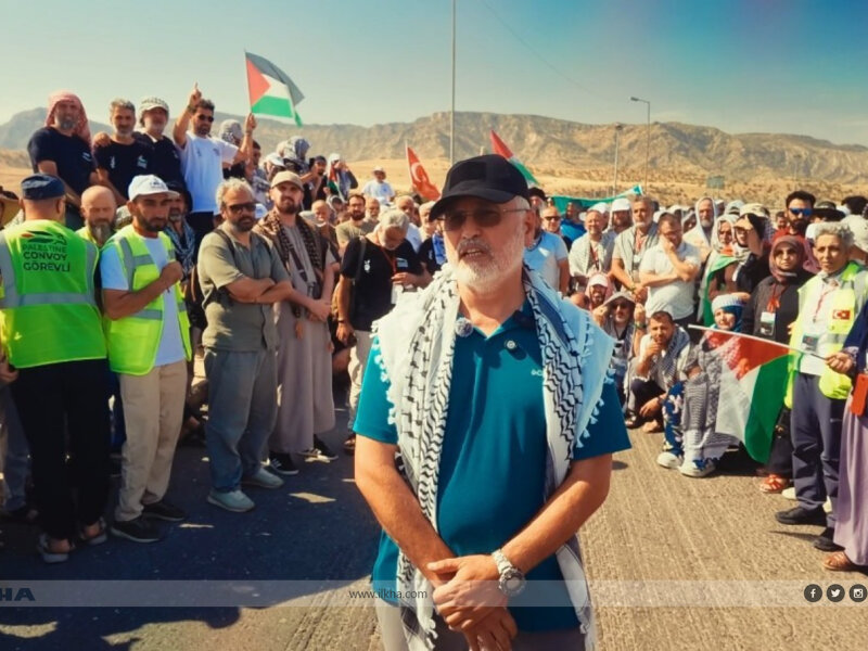 Konvoi Internasional untuk Palestina Tertahan di Perbatasan Irak