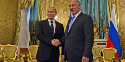 Pejabat Iran Menuduh Rusia Memberikan Informasi Intelijen Tentang Lokasi Pertahanan Udara kepada “Israel”