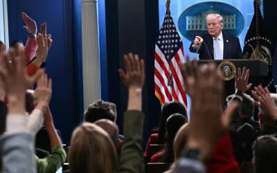 Detik-Detik Penentuan: Trump Siap ‘Ledakkan’ Iran atau Perpanjang Ultimatum?