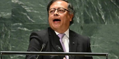 Presiden Kolombia Desak Dunia Kerahkan Tentara untuk Hentikan Genosida ‘Israel’ di Gaza