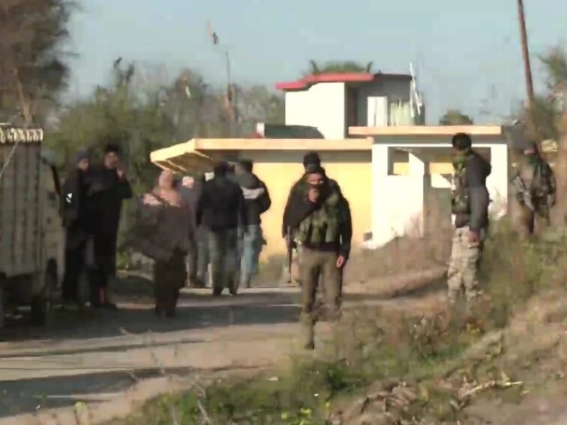 Setelah penembakan, dua anak Kashmir tewas dalam ledakan