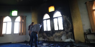 Serang Tepi Barat, Pemukim ‘Israel’ Bakar Masjid Hajjah Hamida