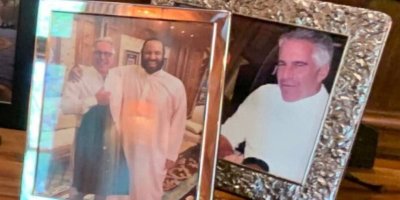 Geger! Foto MBS dengan Pelaku Kejahatan Seksual Anak Jeffrey Epstein Viral di Media Sosial
