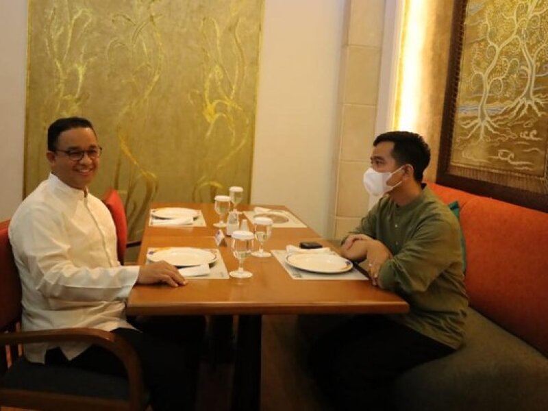 Anies Baswedan bertemu Gibran Rakabuming di Solo