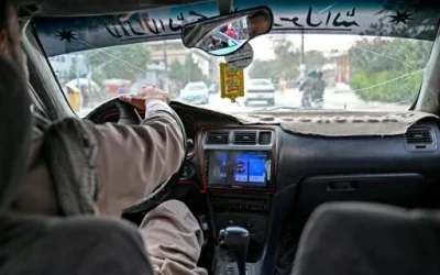 Sopir Taksi Kabul Diam-Diam Lawan Larangan Musik IIA