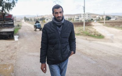 Setahun Setelah Assad Hengkang, Para Korbannya Masih Berjuang untuk Pulih