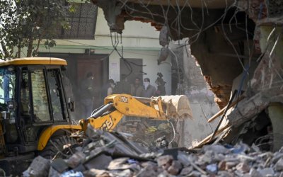 Ratusan Rumah Muslim India Dibuldoser atas Perintah BJP