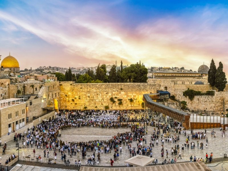 Penaklukan Yerusalem dan Perjanjian Umar