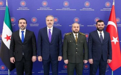 Turki Akan Membantu Suriah dengan Sistem Senjata