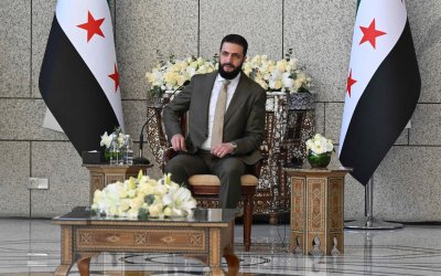 Asy Syaraa Menyerukan Upaya Bersama untuk Membangun Kembali Suriah Setelah Penggulingan Assad