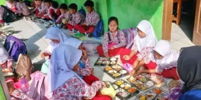 Kronologi Belasan Siswa SD di Bandung Diduga Keracunan Makanan Bergizi Gratis, Orang Tua Keluhkan Rasa Basi