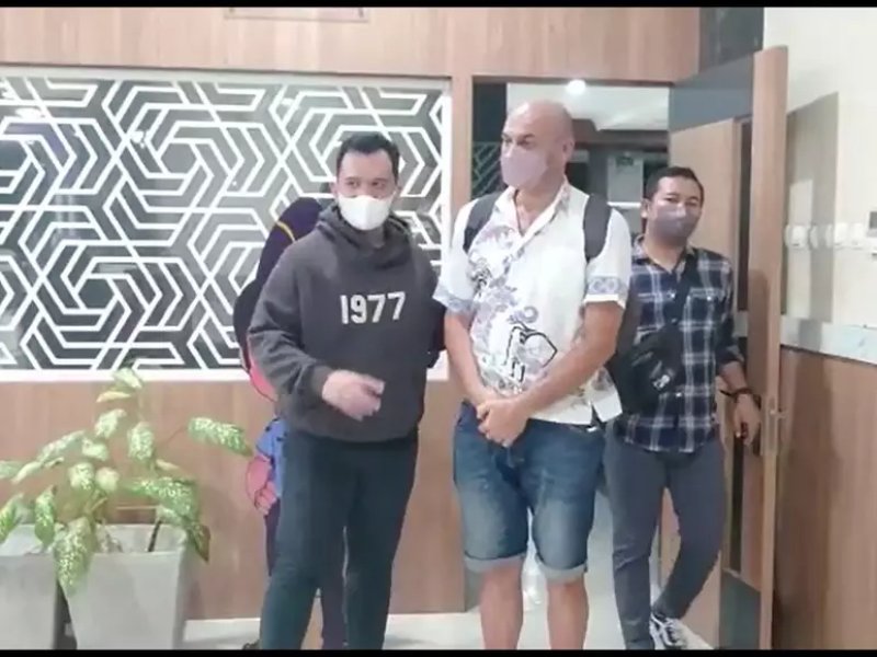 Mengamuk di Masjid Saat Jamaah Tadarusan, WNA Asal Prancis Dideportasi