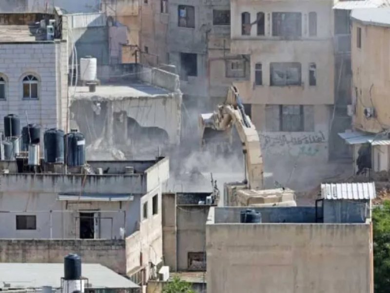 Hendak Hapus Jejak Palestina, Buldozer 'Israel' Tak Henti Gempur Tulkarem