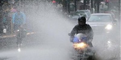 BRIN: Mikroplastik Ditemukan di Hujan Jakarta, Guru Besar IPB Ingatkan Bahaya dan Dampaknya pada Kesehatan