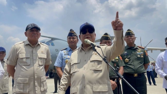 Prabowo Dianggap Pasang Badan untuk Jokowi dalam Kasus Whoosh
