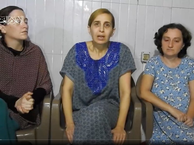 “Anda Ingin Membunuh Kami Semua”: Tahanan Wanita “Israel” Marah kepada Netanyahu dalam Video Terbaru