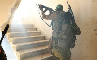 Hamas Tegaskan Tidak Akan Serahkan Senjata: “Itu Hak Rakyat Palestina untuk Bertahan”